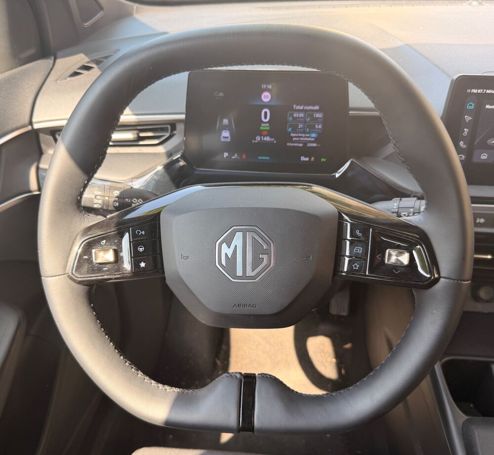 MG3 1.5 HYBRID+ 195 Ch LUXURY BVA 2024 occasion 33100 Bordeaux