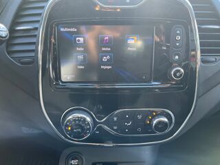 Captur 1.5 DCI 90 INTENS EDC / Distribution a jour / Entretien Fait 2016 occasion 17000 La Rochelle