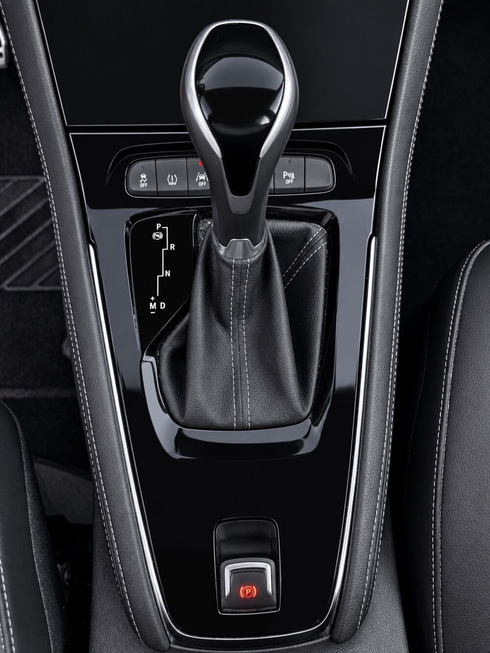 Grandland x 1.2 130Ch - ULTIMATE BVA8 - CARPLAY - SI&Egrave;GES CHAUFFANTS - EN 2019 occasion 26000 Valence