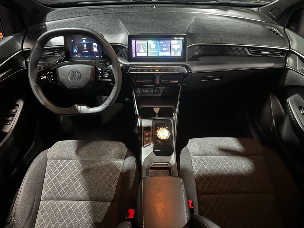MG3 1.5 195 CH HYBRID-PLUS COMFORT BVA / CARPLAY / REGUL ADAPTA 2024 occasion 29000 Quimper