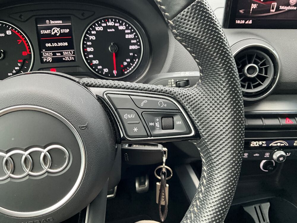 Q2 1.5 35 TFSI 150Ch S-LINE S-TRONIC BVA / CARPLAY / ENTRETIEN 2019 occasion 17000 La Rochelle