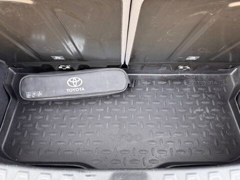 Aygo 1.0 VVTI 70 X-Play X-Shift / CAMERA DE RECUL / CARPLAY / CLI 2021 occasion 26000 Valence