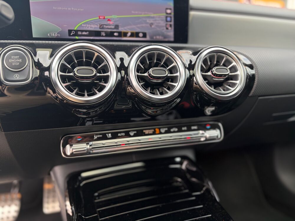 Classe CLA COUPE 2.0 35 305ch AMG 4MATIC 7G-DCT SPEEDSHIFT BVA 2023 occasion 25300 Pontarlier