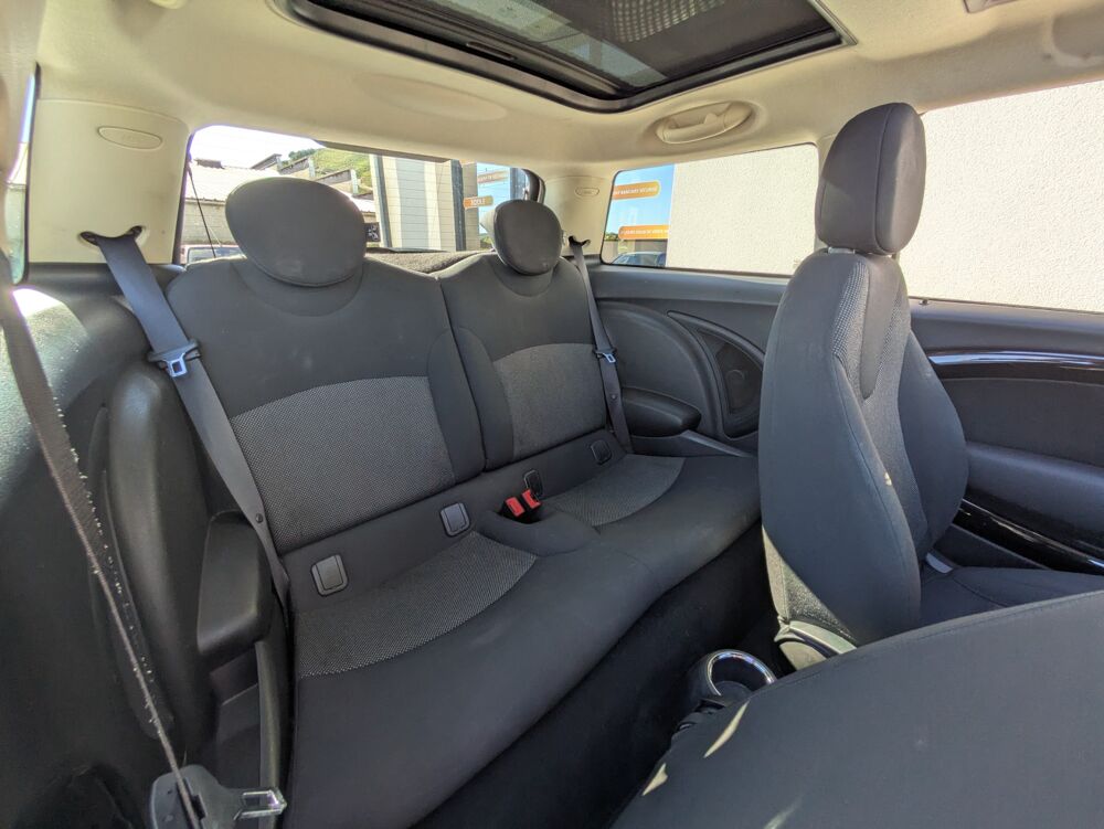 Cooper 1.6 D 90ch ONE /KIT CHAINE ET Embrayage neuf . 2013 occasion 69420 Ampuis