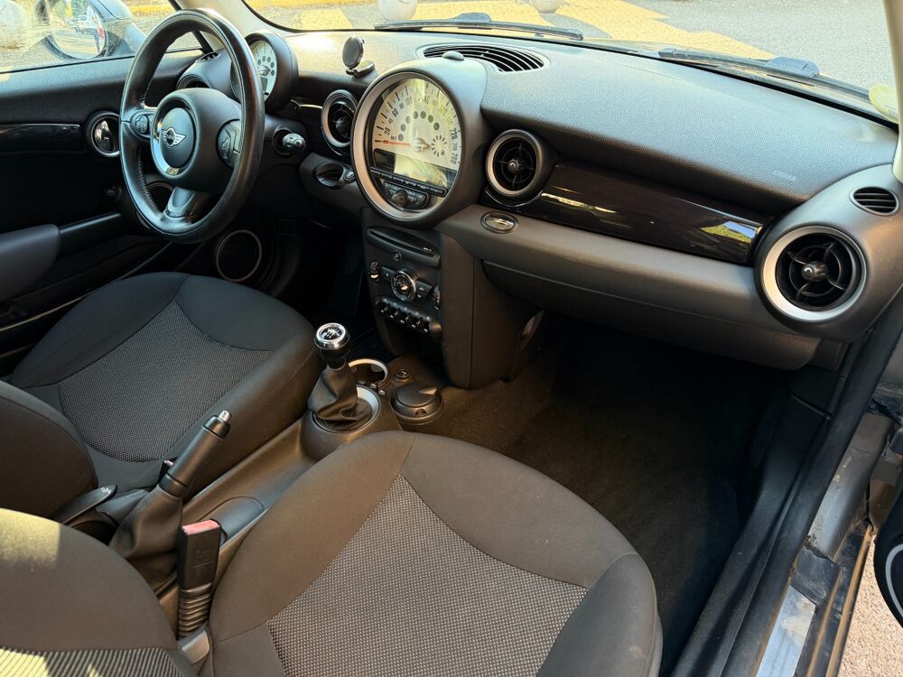 Cooper 1.6 D 90 Ch MINI ONE * CLIMATISATION AUTOMATIQUE 2011 occasion 13009 Marseille