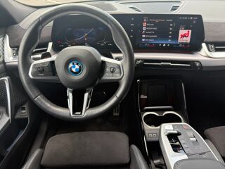 iX2 ELECTRIC 315 ch 141PPM 64.8KWH M-SPORT XDRIVE BVA 2024 occasion 17100 Saintes