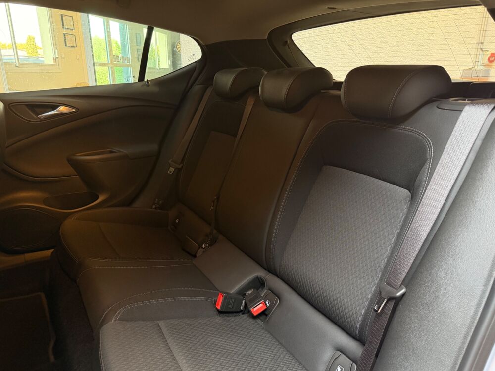 Astra GENERATION-V 1.0 ECOTEC T 105CH - INNOVATION - CARPLAY - CAM 2019 occasion 33320 Eysines