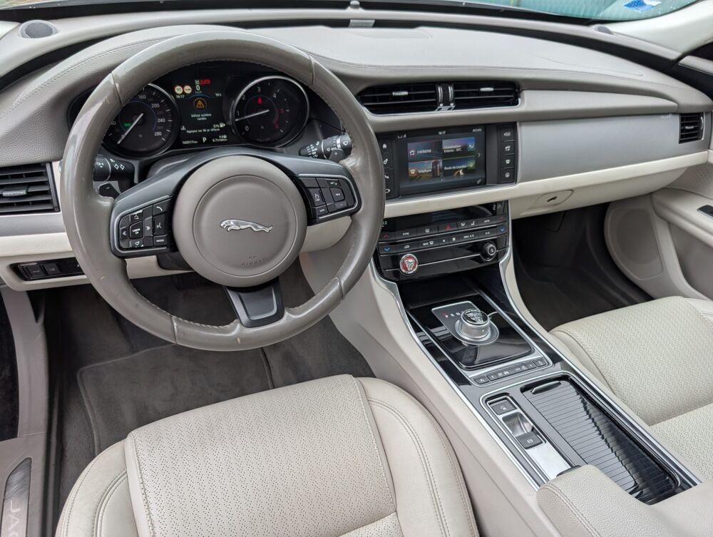 XF 2.0 D 180 ch BUSINESS PRESTIGE BVA 2016 occasion 65290 Juillan