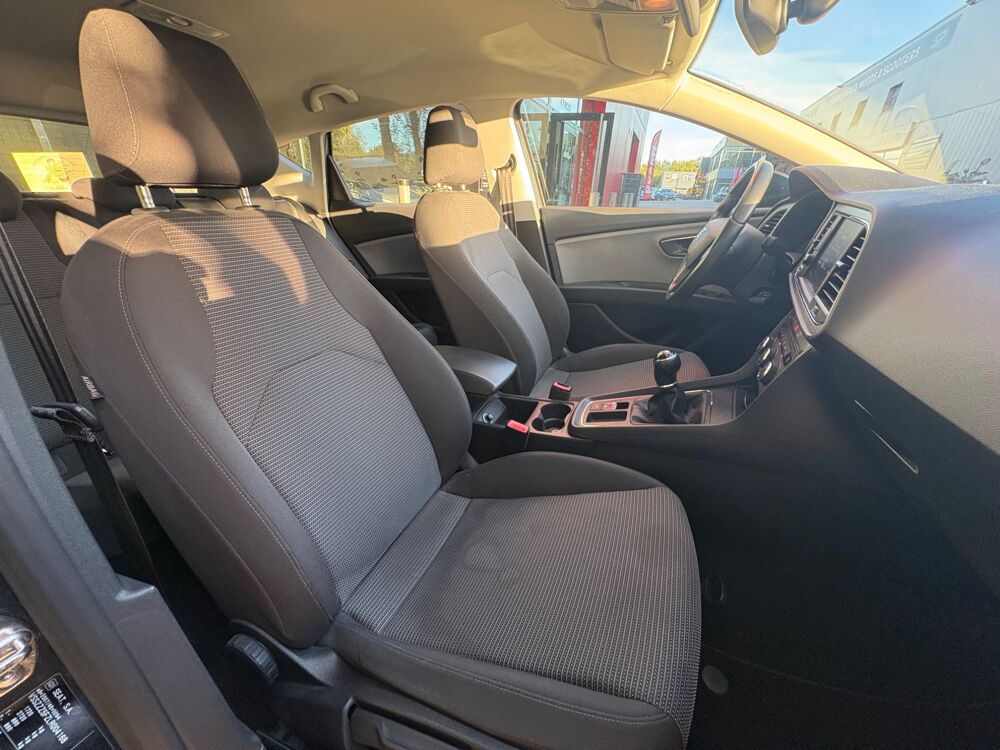 Leon 1.0 TSI 115ch STYLE BUSINESS / CAM&Eacute;RA DE RECUL - CARPLAY - A 2019 occasion 76150 Saint-Jean-du-Cardonnay