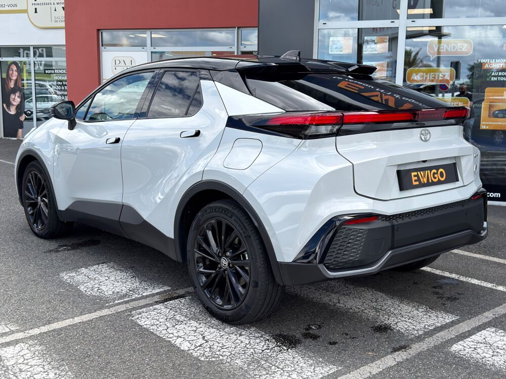 C-HR II 2.0 HYBRID 200 CH GR-SPORT NG23 2024 occasion 64320 Idron