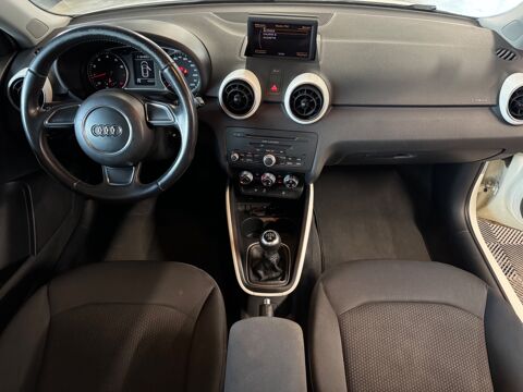 A1 1.2 TFSI 90Ch- AMBITION 2012 occasion 79000 Niort