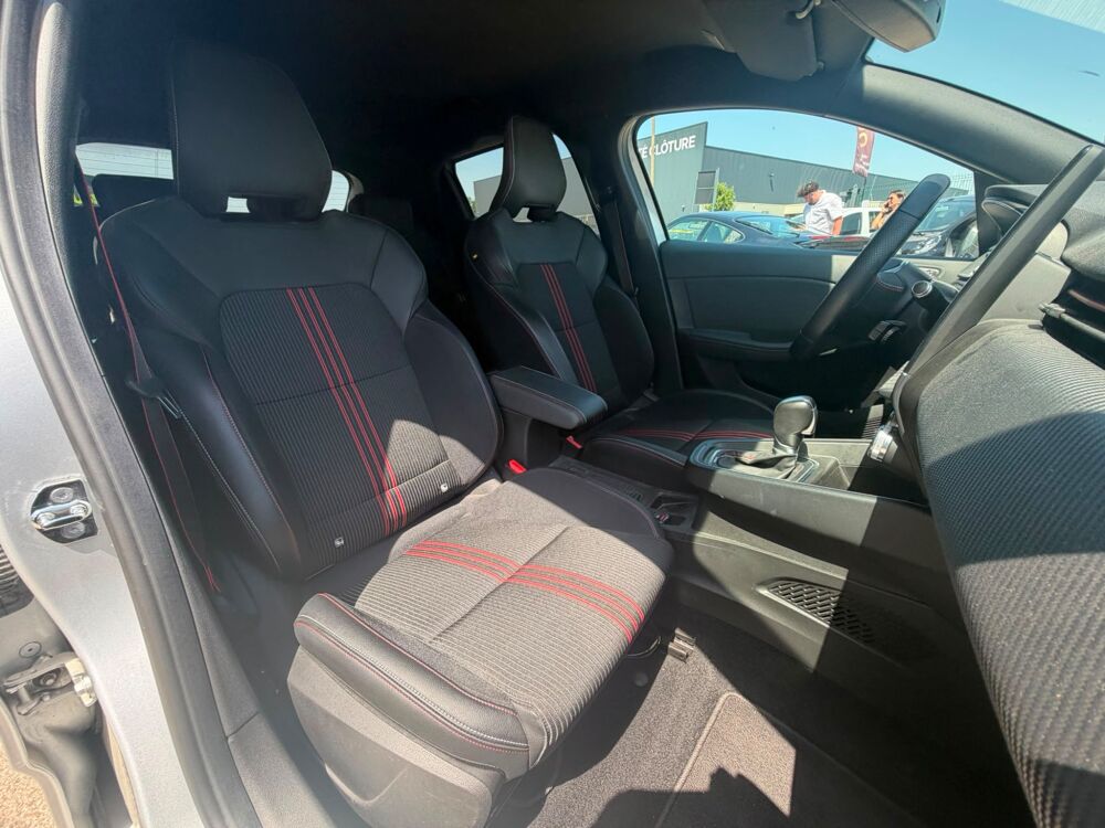 Clio 1.6 E-TECH 140 CH HYBRID RS LINE BVA - CARPLAY/ANDROID AUTO 2021 occasion 27000 &Eacute;vreux