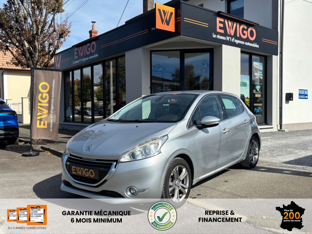 208 1.2 VTI 80 CH ALLURE / COURROIE OK / RADAR DE RECUL / CLIMAT 2014 occasion 40000 Mont-de-Marsan