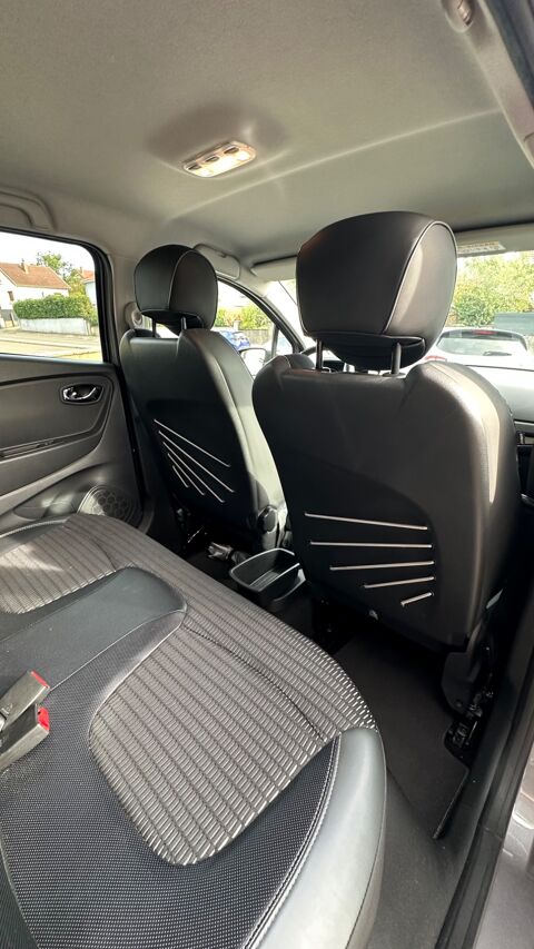 Captur 1.5 DCI 110 ENERGY INTENS START-STOP 2016 occasion 25000 Besan&ccedil;on