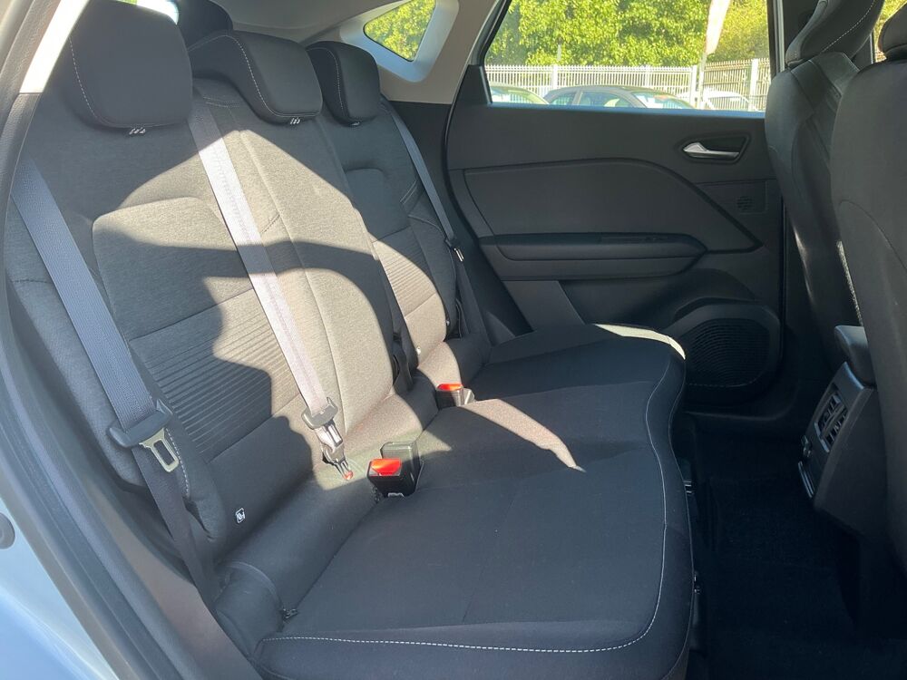 Captur 1.0 TCe 90 CH BUSINESS START AND STOP / CARPLAY / ANDROID / 2021 occasion 17000 La Rochelle