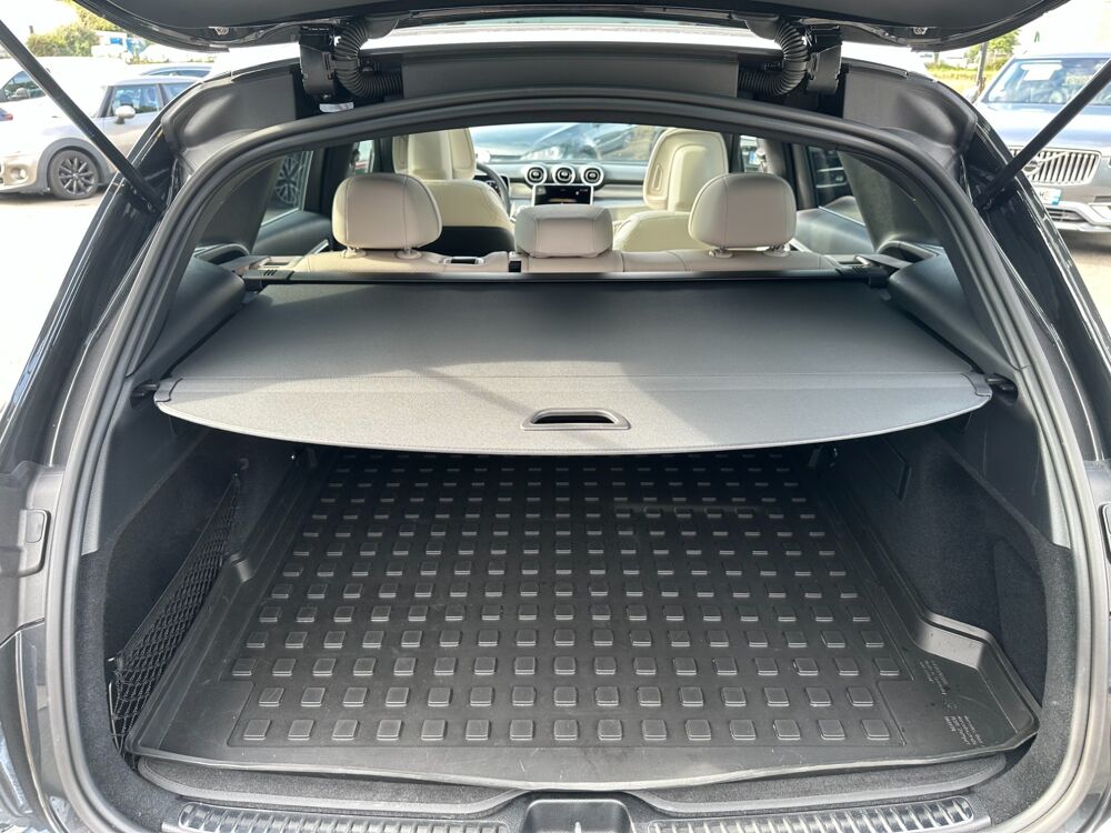 Classe GLC 220D 195CH 4MATIC / aVANTGARDE LINE / 1ERE MAIN - CARPLAY - 2024 occasion 44220 Cou&euml;ron