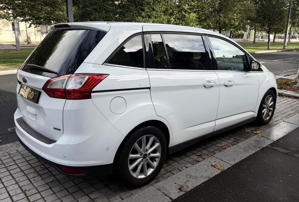 Grand C-MAX 1.0 ECOBOOSt 125 TITANIUM START-STOP 2016 occasion 33100 Bordeaux