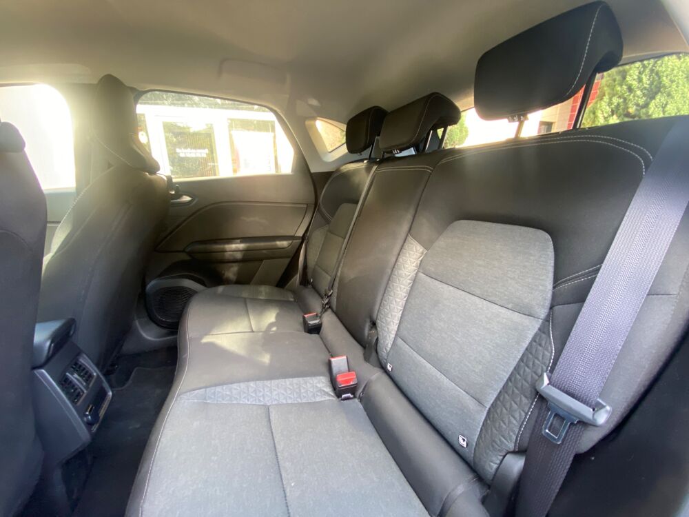 Captur 1.6 E-TECH 145CH HYBRID 1.2KWH *CARPLAY*RADAR AR*REGULATEUR 2023 occasion 13009 Marseille