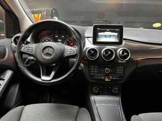 Classe B 1.5 180 CDI 110 INTUITION 7G-DCT BVA / CAM&Eacute;RA DE RECUL / GPS 2017 occasion 33320 Eysines