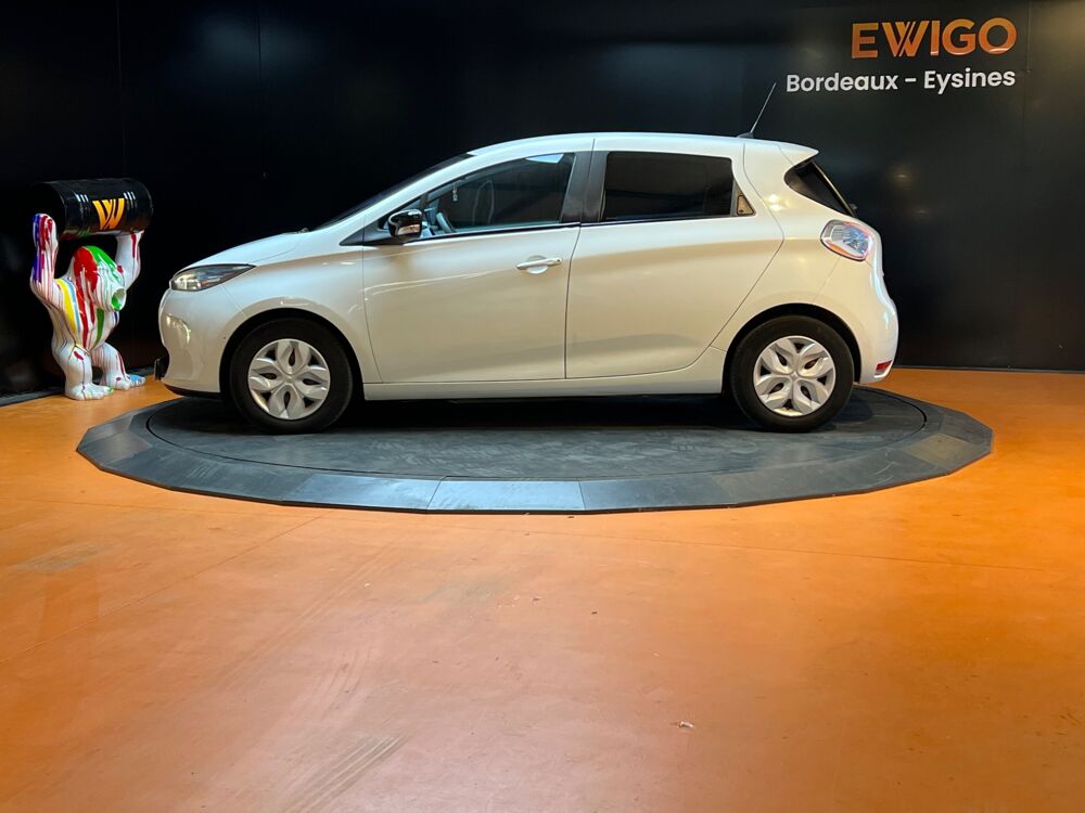 Zo&eacute; R240 ZE 90 22KWH LOCATION BATTERIE CHARGE-NORMALE BVA / SOH 2015 occasion 33320 Eysines