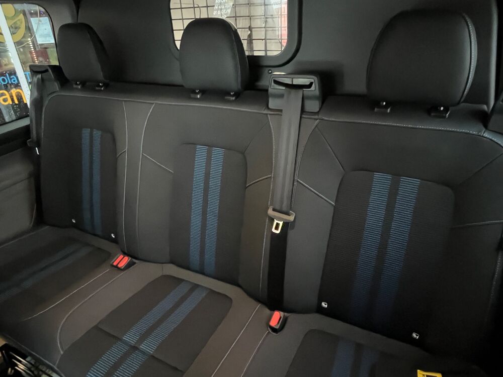 Transit Custom FG II 320 L2H1 2.0 ECOBLUE 170 ch CABINE APPROFONDIE SPORT 4 2025 occasion 64320 Idron