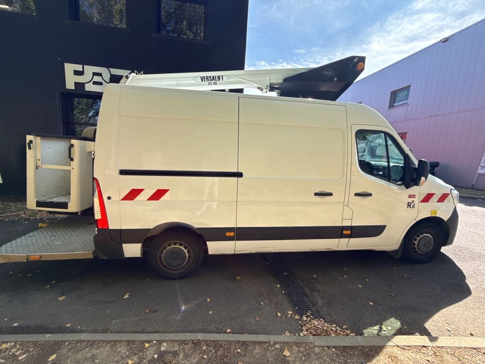 Master FOURGON 2.3 DCI 145 35 L2H2 ENERGY CONFORT TRACTION FWD 2021 occasion 76150 Saint-Jean-du-Cardonnay
