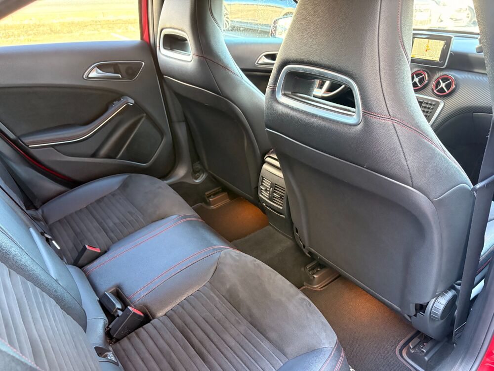 Classe A 45 AMG 2.0 360 ch 4MATIC SPEEDSHIFT-DCT 2015 occasion 64320 Idron