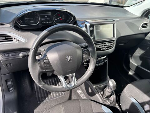 208 1.2 VTI 80 CH ALLURE / COURROIE OK / RADAR DE RECUL / CLIMAT 2014 occasion 40000 Mont-de-Marsan