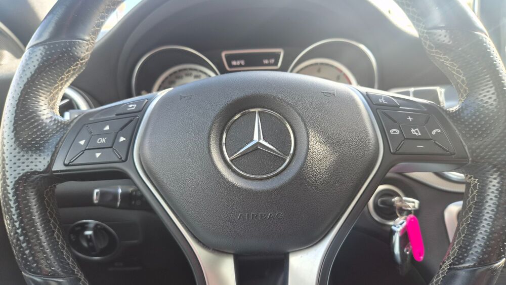 Classe CLA COUPE 2.2 220 CDI 170 BUSINESS 7G-DCT - TOIT PANO OUVRANT - 2013 occasion 27000 &Eacute;vreux