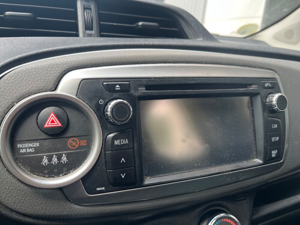 Yaris 1.4L D4D 90ch + CAMERA DE RECUL / GPS / CLIM 2012 occasion 38420 Le Versoud
