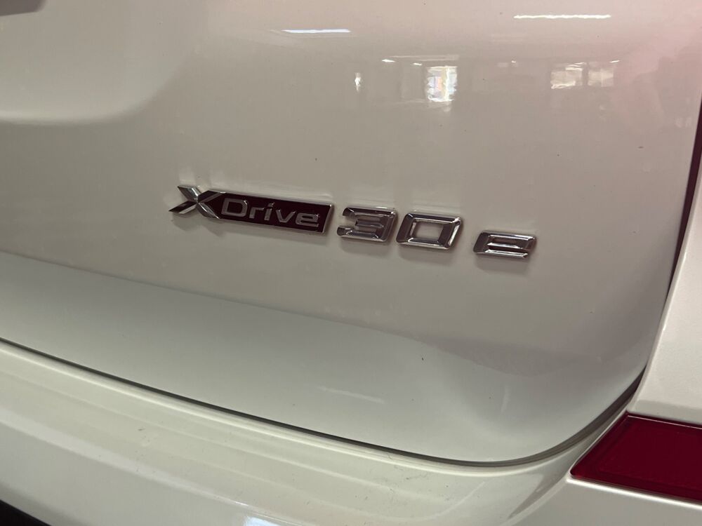 X3 3.0 E 292ch HYBRID BUSINESS XDRIVE SIEGE CHAUFFANT + ATTELAG 2021 occasion 26100 Romans-sur-Is&egrave;re