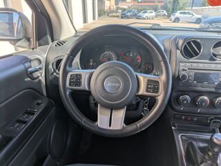 Compass 2.2 CRD 165ch LIMITED AWD 4x4 2012 occasion 69420 Ampuis