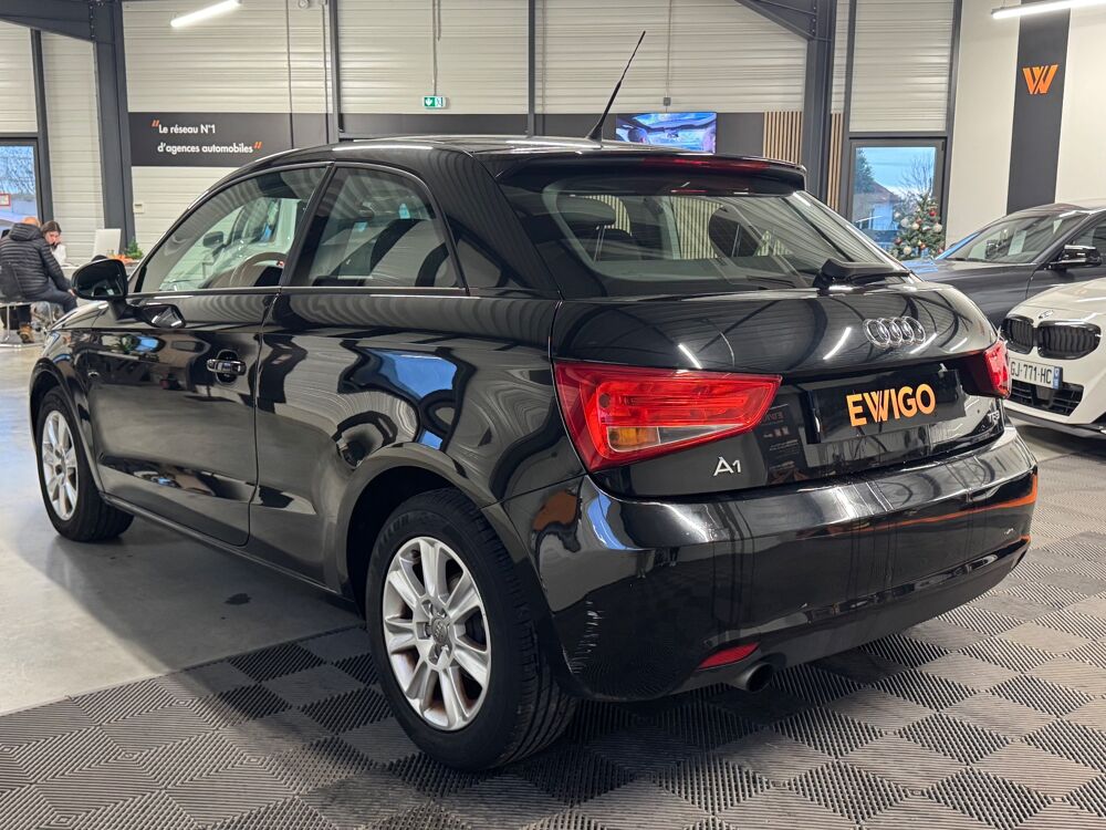 A1 1.2 TFSI 90Ch - AMBIENTE - DISTRIBUTION CHAINE NEUVE - TURBO 2011 occasion 79000 Niort
