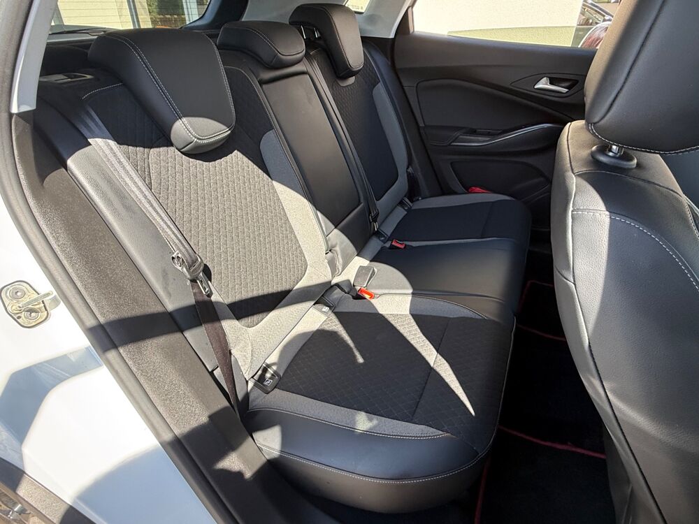 Grandland x 1.2 Turbo 130ch DESIGN LINE /ETHANOL OFFICIEL/COURROIE NEUVE 2019 occasion 69420 Ampuis