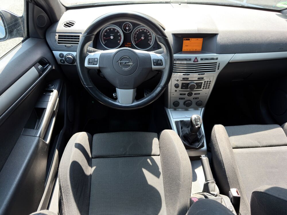 Astra H 2.0 T 200 ch COSMO 2007 occasion 64320 Idron
