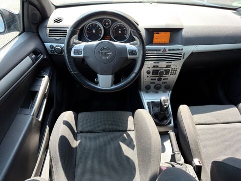 Astra H 2.0 T 200 ch COSMO 2007 occasion 64320 Idron