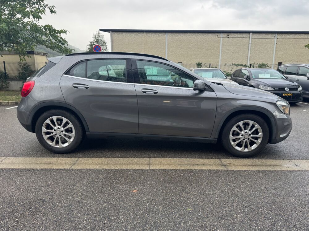 Classe GLA 2.2L 200 CDI 136ch INSPIRATION - CAMERA DE RECUL 2015 occasion 38420 Le Versoud
