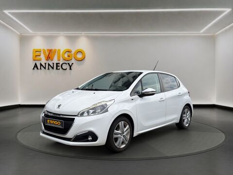 Peugeot 208 GENERATION-I 1.6 BLUEHDI 100CH STYLE / KIT DE DISTRIBUTION &Agrave; 2016 occasion Seynod 74600
