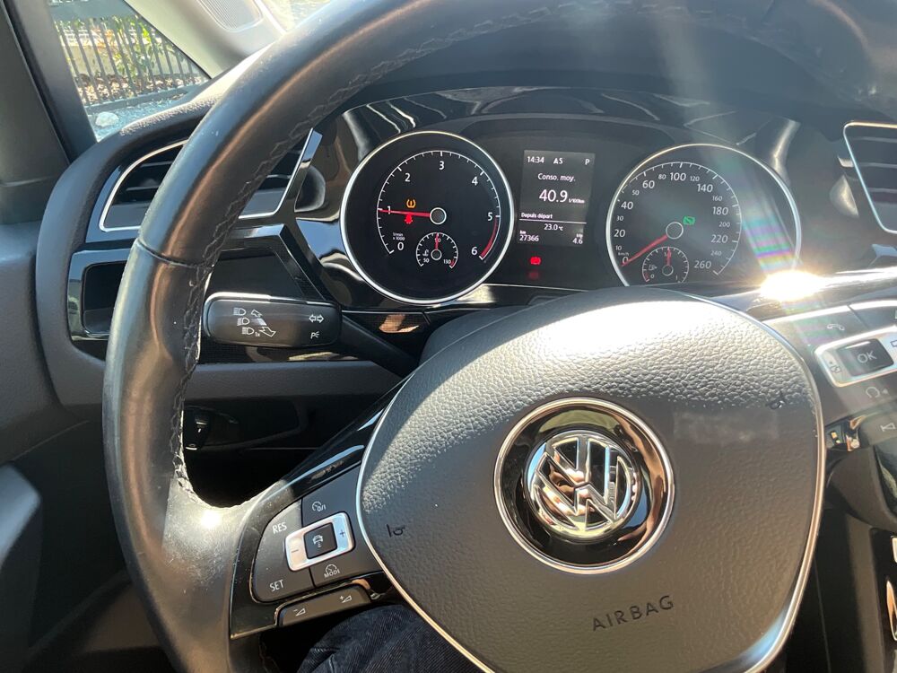 Touran Places 1.6 TDI 115 BLUEMOTION ALLSTAR DSG / 7 Places / Entre 2017 occasion 17000 La Rochelle
