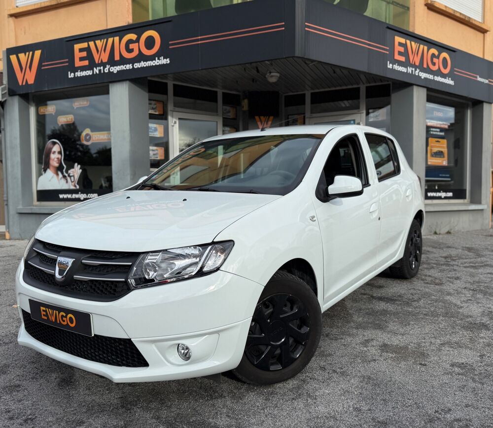 Sandero 0.9 TCE 90 CH Laureate Easy-R BVA 2016 occasion 25000 Besan&ccedil;on