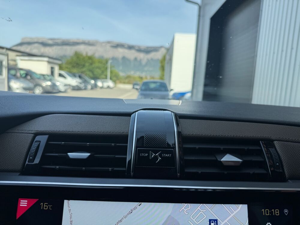 DS3 1.5L BLUEHDI 130ch BUSINESS - APPLE CARPLAY + RADARS AV/AR 2019 occasion 38420 Le Versoud