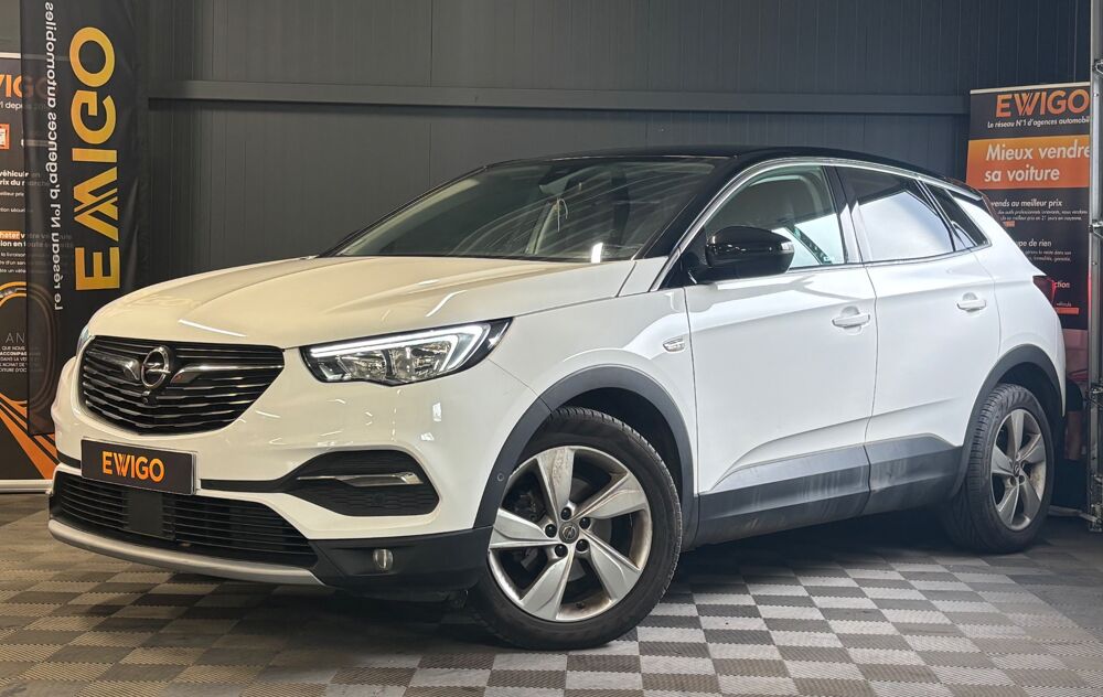 Grandland x 1.6 TD 120 BLUE-INJECTION ELITE NAVI 4X2 BVA START-STOP 2018 occasion 79000 Niort