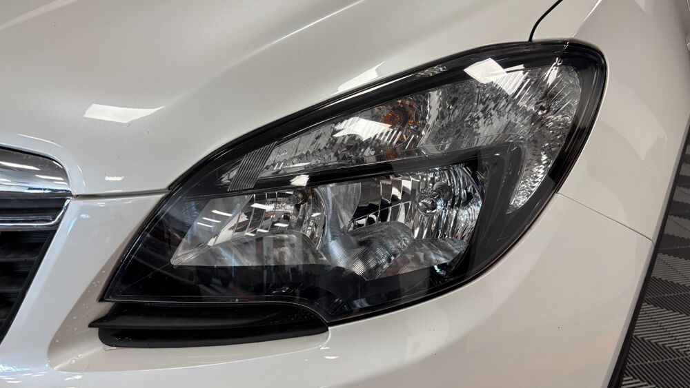 Mokka 1.6 CDTI 136ch COSMO PACK 4X4 // 1ER MAIN // ATTELAGE 2015 occasion 34430 Saint-Jean-de-V&eacute;das