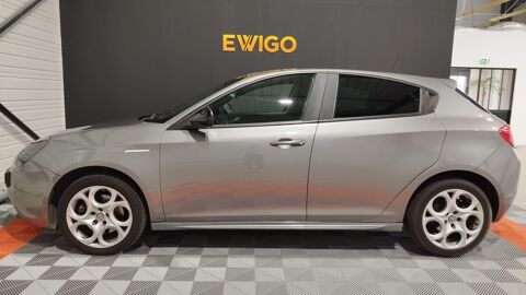 Giulietta 2.0 JTDM 150CH LUSSO / DISTRIBUTION OK / CLIMATISATION AUTO 2017 occasion 17430 Tonnay-Charente