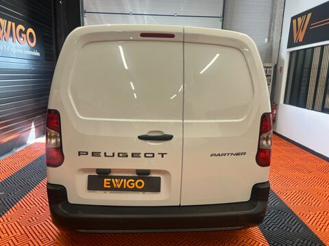 Partner FOURGON 1.5 BLUEHDI 100 650KG L1 M PACK ASPHALT CONNECT STAR 2025 occasion 83600 Fr&eacute;jus