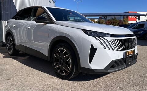 3008 GENERATION-III 1.2 135ch MHEV HYBRID ALLURE E-DCS6 BVA 2024 occasion 25300 Pontarlier