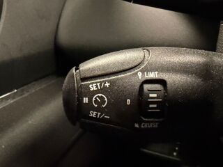3008 GENERATION-I 1.6 HDI 115 Ch ALLURE GPS/ RADAR DE RECUL 2013 occasion 24750 Tr&eacute;lissac