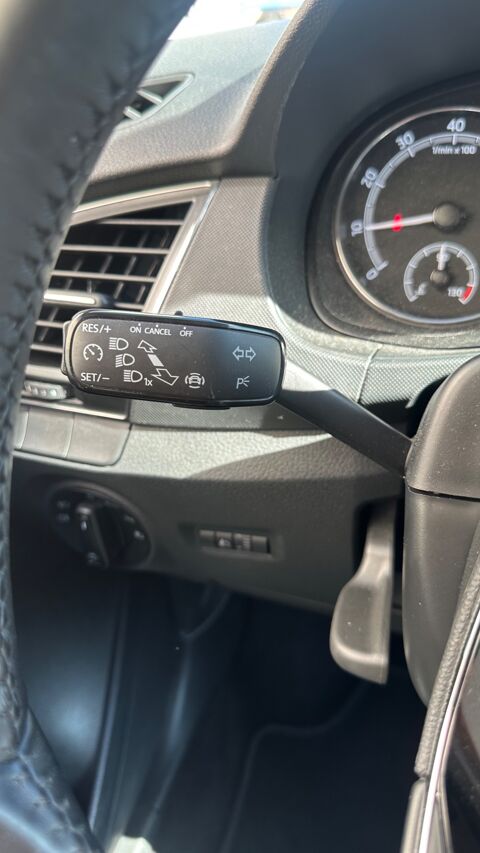 Fabia COMBI 1.0 TSI 95 AMBITION DSG BVA - RADAR DE RECUL - BOITE A 2022 occasion 57600 Forbach