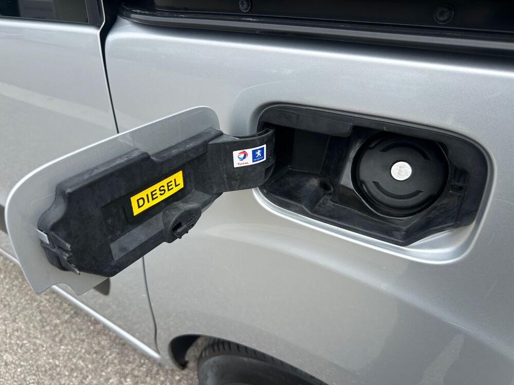 Partner Tepee 1.6L HDI 110ch TENDANCE - RADARS AR + ATTELAGE 2008 occasion 38420 Le Versoud