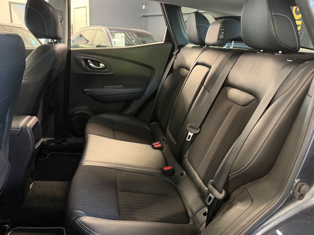 Kadjar 1.5 DCI 110 Ch INTENS - 1ERE MAIN - ATTELAGE - KIT DISTRI 2 2018 occasion 79000 Niort